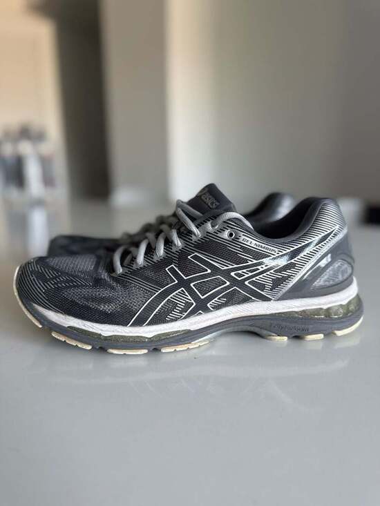 ASICS Gel-Nimbus 19 Men\'s Running Shoes Charcoal/Carbon/Silver T700N Size 11 main image 4